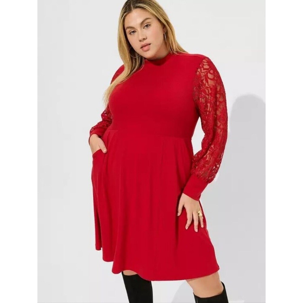 NWT Torrid At The Knee Jersey Lace Sleeve Mock Neck Skater Dress Women 10 / 00
